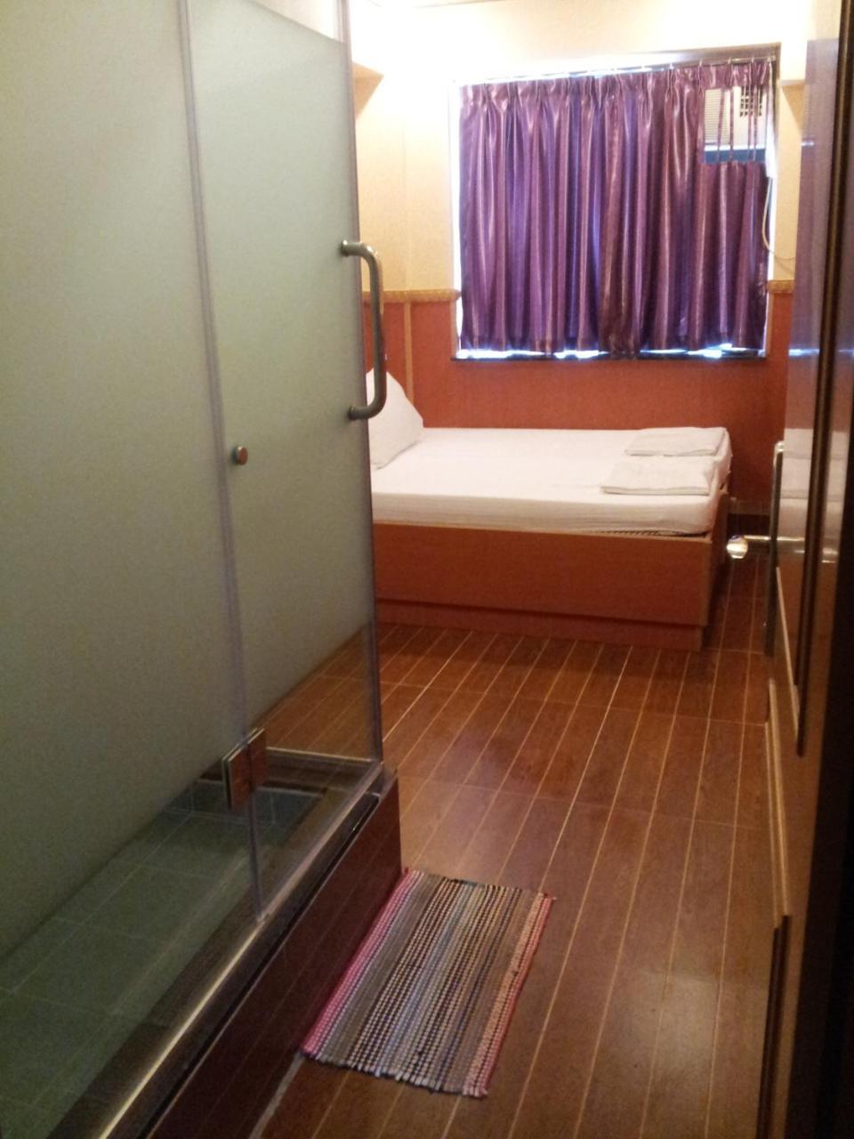 Just Inn On Nathan Road Hongkong Exteriör bild